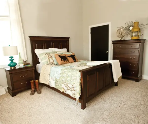 Edinburg Bedroom Collection